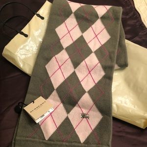 Authentic Burberry knit Scarf